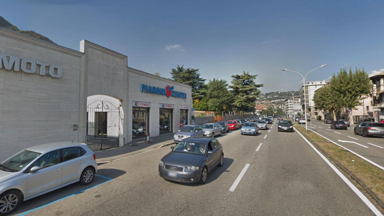 Appartamento Aida - Near The Center With Private Parking E Ac Como Zewnętrze zdjęcie